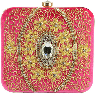 

Tooba Handicraft Party Pink Clutch
