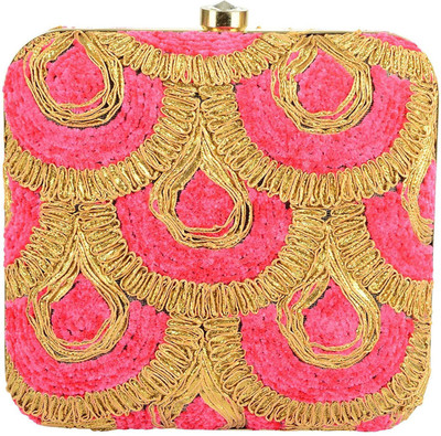 

Tooba Handicraft Party Pink Clutch