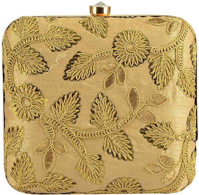 

Tooba Handicraft Party Gold Clutch