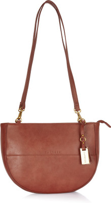 

Caprese Shoulder Bag(Maroon)