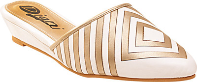 

Digni Women White Casual