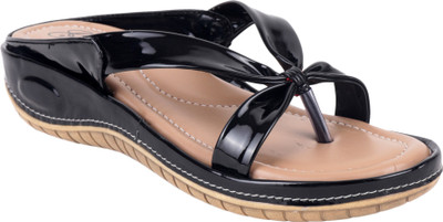 

Gunj Women Black Casual