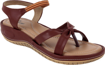 

Gunj Women Tan Casual