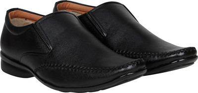 

Kraasa Adorable Slip On For Men(Black