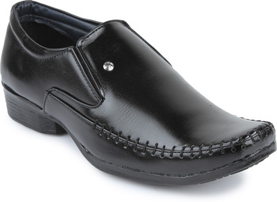 

Rimboll Slip On For Men(Black