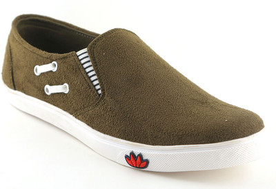 

Alec Tyrus SEPATU Casuals For Men(Green