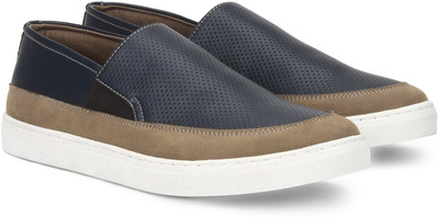 

North Star by Bata PABLO Slip on Sneaker For Men(Blue, Brown