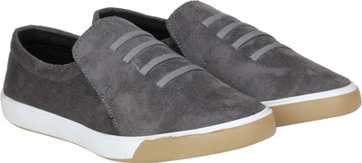

Kraasa Comfort with Trendy Look Slip On Sneakers For Men(Grey