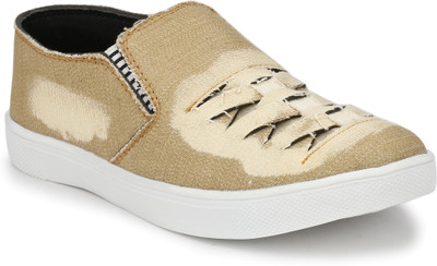 

Despacito Casuals For Men(Beige
