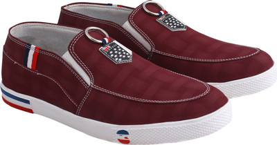 

Crunx New English Casuals For Men(Maroon