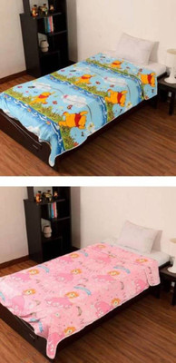 

VAMIRA Cartoon  Comforter(Poly Cotton, Multicolor