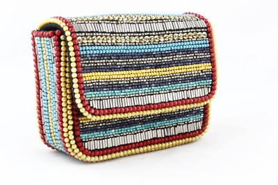 

Amolika Casual Red Clutch