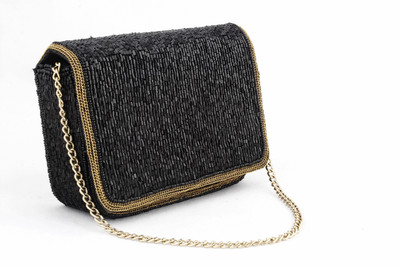 

Amolika Party Black Clutch