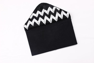 Amolika Casual Black Clutch