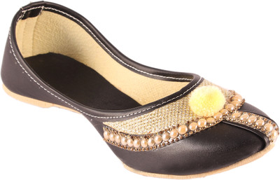 

Shopping World Women Black Bellies