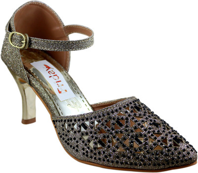 

Friday Women Metallic Gold Heels