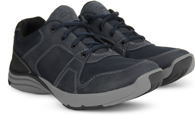

Clarks Wave Launch Navy Outdoors For Men(Grey