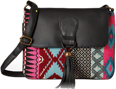 

Kanvas Katha Women Casual Multicolor Acrylic Sling Bag