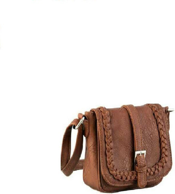 

Ayeshu Sling Bag(Brown)