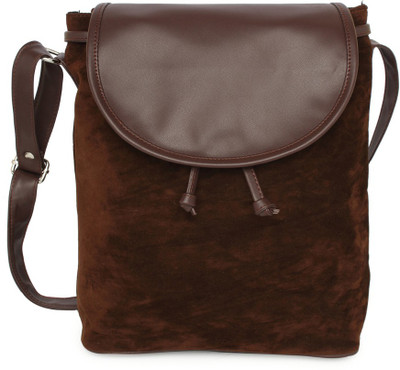 

Kanvas Katha Women Casual Brown Velvet Sling Bag