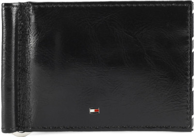 

Tommy Hilfiger Men Black Genuine Leather Wallet(6 Card Slots)