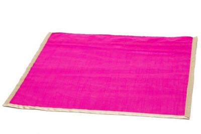 

yugvaastra sari pouch ygbg 01(Golden)