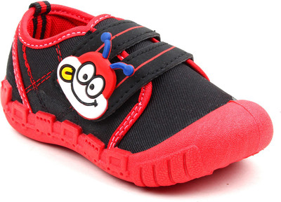 

Myau Boys & Girls Velcro Sneakers(Black