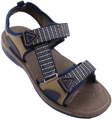 

Claptrap Men Brown Sandals