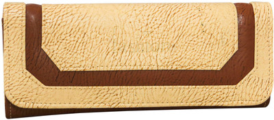Heels & Handles Casual Beige Clutch