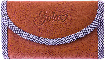 

Heels & Handles Casual Brown Clutch
