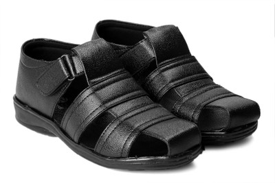 

Bonexy Men Black Sandals