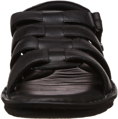 

Hush Puppies Men Black Casual