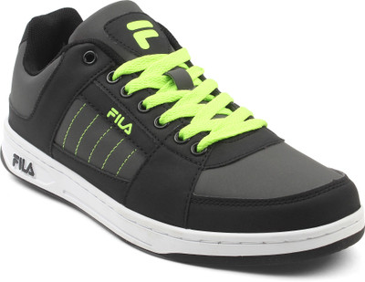 fila sneakers flipkart