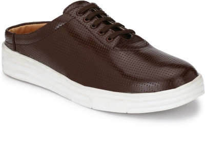 

Big Fox Trendy Summer Slip On Sneakers For Men(Brown, Dark brown