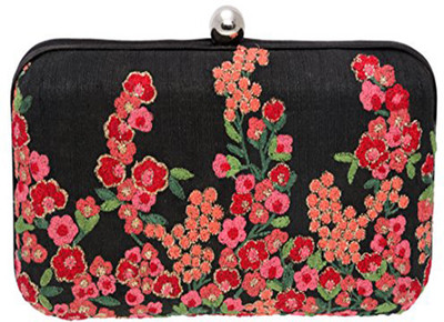 

Fabric and Lace Party Black Clutch
