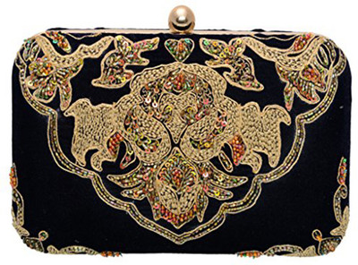 

Fabric and Lace Party Black Clutch