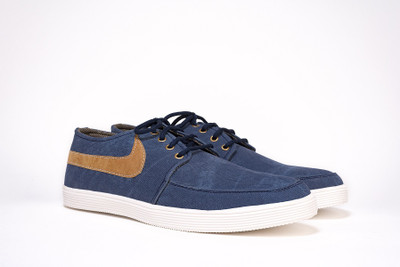 

SATS Blue Casual Sneakers Sneakers For Men(Blue