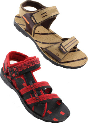 

Claptrap Men Multicolour Sandals
