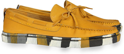 

Bata Shawn Loafers For Men(Multicolor, Yellow