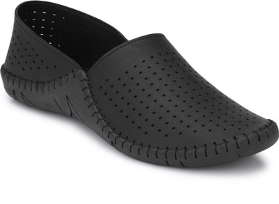 

Fentacia Textured Casuals For Men(Black