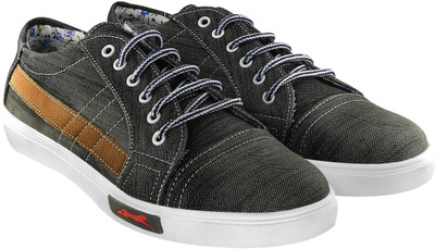 

Bella Toes Canvas Shoes For Men(Black