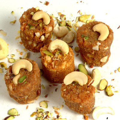 

Ghasitaram Gifts Pinni (urad Pak)(800 g, Box)