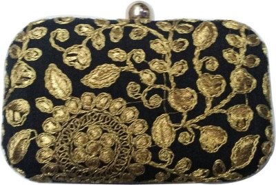 

MDR Handicraft Casual Black Clutch