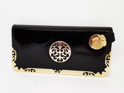 Majik Party Black Clutch