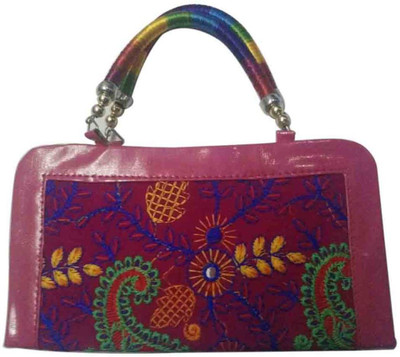 

MDR Handicraft Casual Pink Clutch