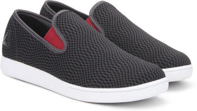 

REEBOK TREAD SMOOTH Slip On Sneakers For Men(Black, Grey, Ash grey/rich magma