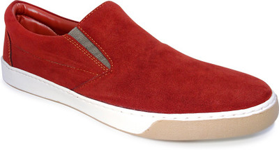 

Zoopster Slip On Sneakers For Men(Burgundy
