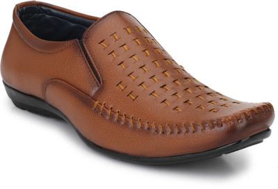 

RODDICK TAN-718 Loafers For Men(Tan