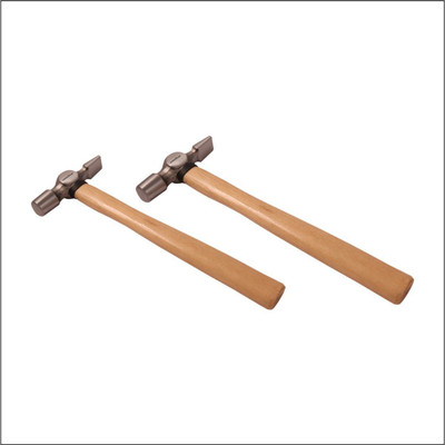 

Goodyear GY10346 GOODYEAR CROSS PEIN HAMMER WOOD HANDLE (800G) Cross Peen Hammer(0.96 kg)