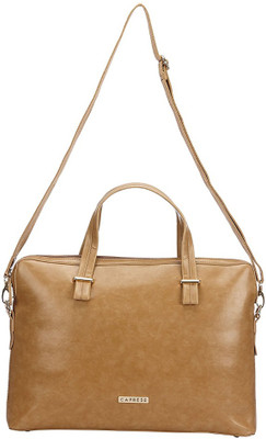 

Caprese Sling Bag(Beige)